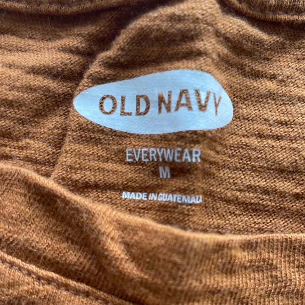 Women's Old Navy "Everywhere" Cotton T-Shirt - Sz. M - Picture 2 of 3